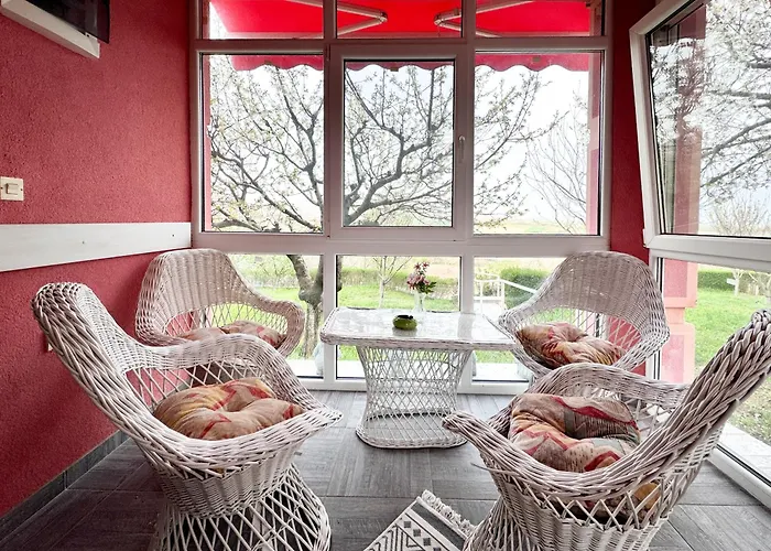 بيت للعطل Hopovske Terase Irig