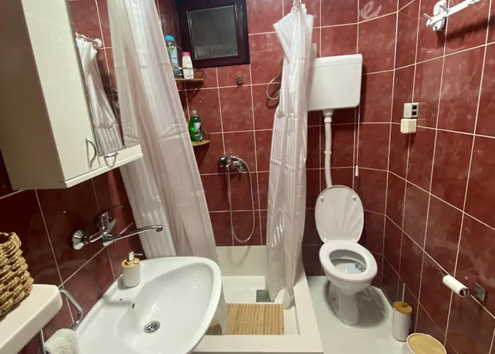 Hopovske Terase بيت للعطل Irig